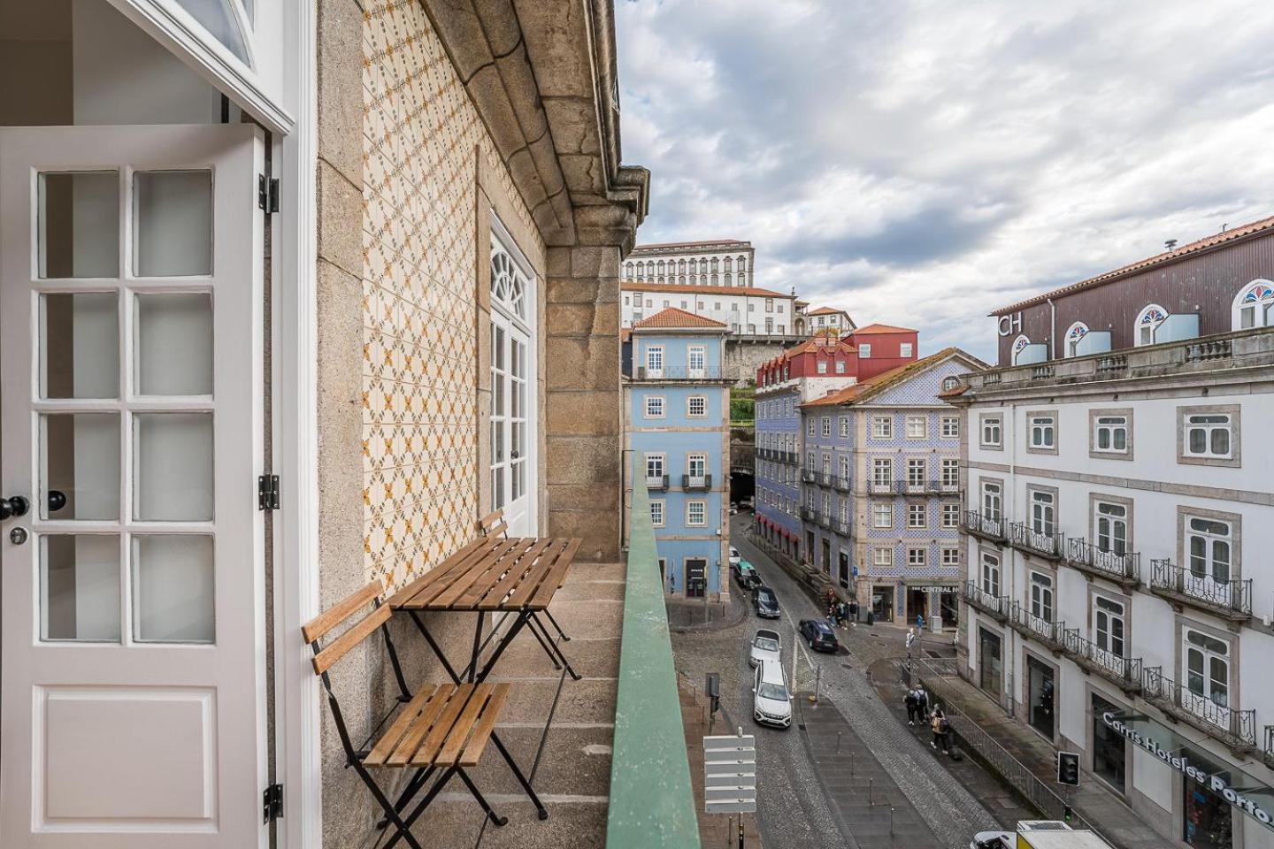 GuestReady - Grandeur River Balcony Reborn